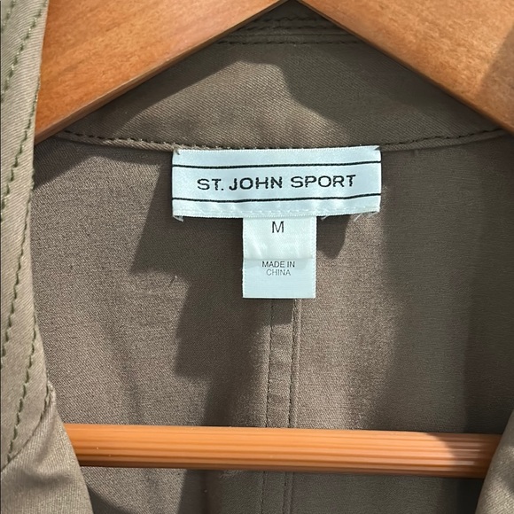 St. John Sport Vintage Tailored Blazer with pants - Picture 2 of 14